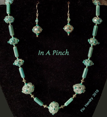 Pinch Beaded Beads Necklace_ER.jpg