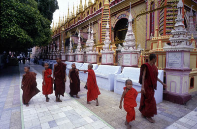 Monywa, Thanboddhay Temple