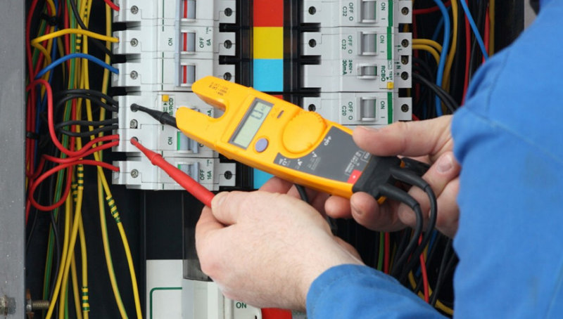 Commercial Electrician in Adelaide