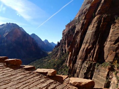 Hike to Angels Landing 