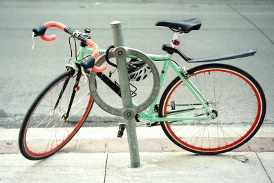 Colourful bicycle @f2.8 Reala