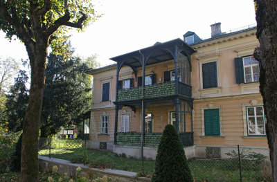 Villa1