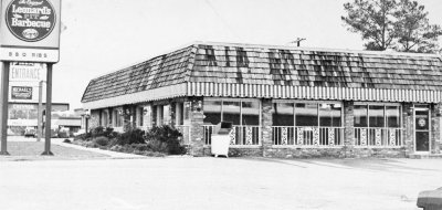 Leonards 1973, formerly Lums hot dogs