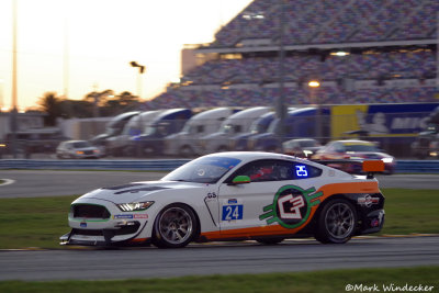 Ian Lacy Racing Ford Mustang GT4
