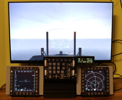 F16_Desktop_Pit1.jpg