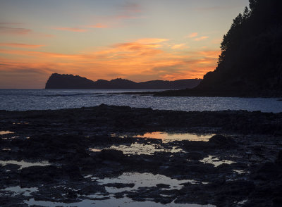 Tide pools and Slipper Island