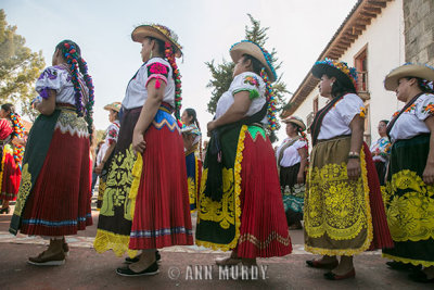 The Ladies from Ihuatzio