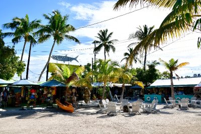 Robbie's, Lower Matecumbe Key, Florida Keys, Florida 134 