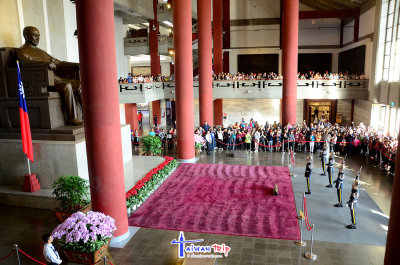 Changing Guard at Sun Yat-Sen Memorial Hall