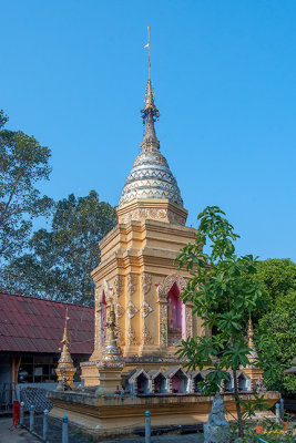 Wat Nong Khrop วัดหนองครอบ