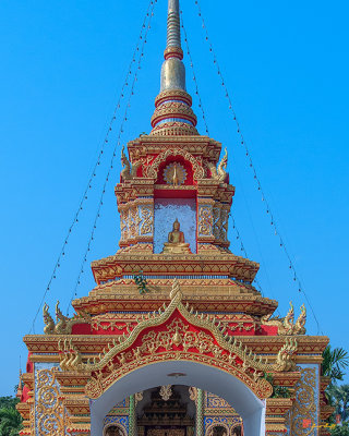 Wat Tham Sangwet Temple Gate (DTHLU0537)