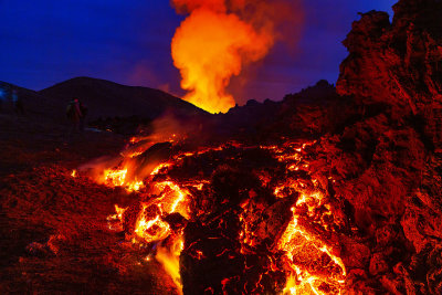 Close to lava , it feels like you are in front of a hot open oven.