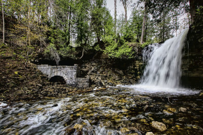 Hilton Falls 