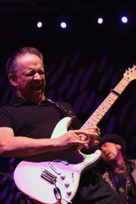 Jimmie Vaughan 