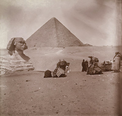 Sphinx and Pyramid 