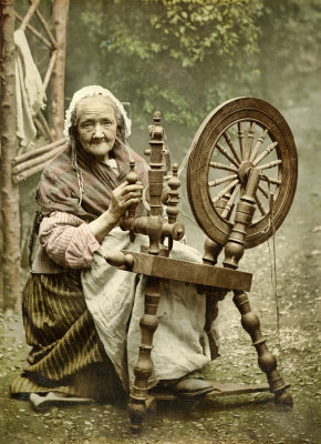 Irish Spinning Wheel 
