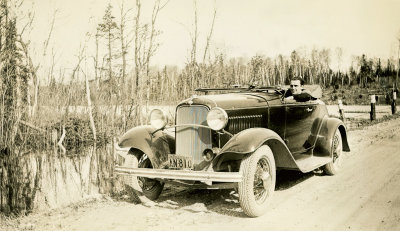 1932 Ford Model 18 Roadster  