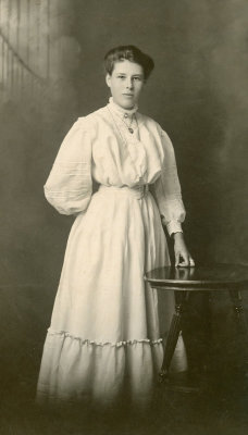 Lady in a White Dress R.jpg