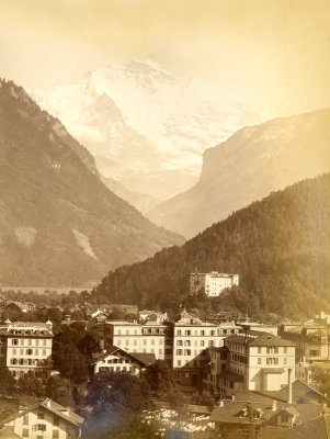 Interlaken et La Jungfrau  