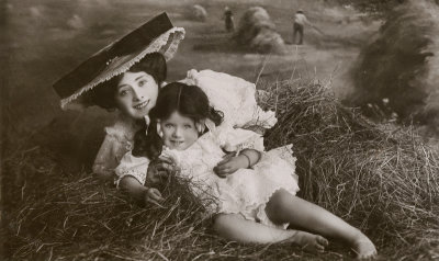 Isabel Jay and Daughter 