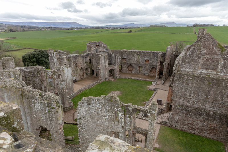 IMG_8126.CR3 View of the Fountain Court from the Great Tower -  A Santillo 2019