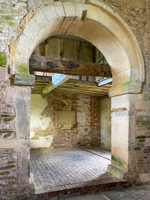 Odda's Chapel (EH) - Gloucestershire
