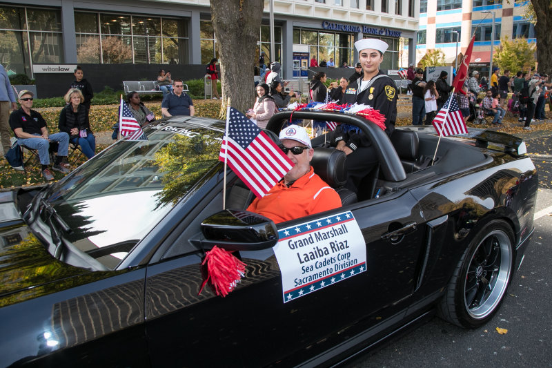 vetsparade19-20.jpg