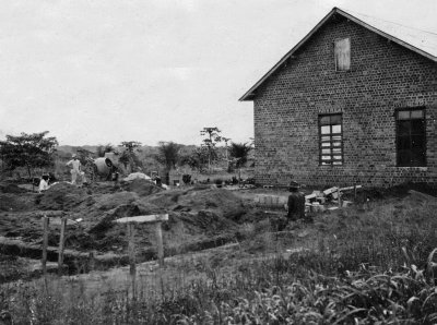 1954 - 1957 Construction work on church.jpg