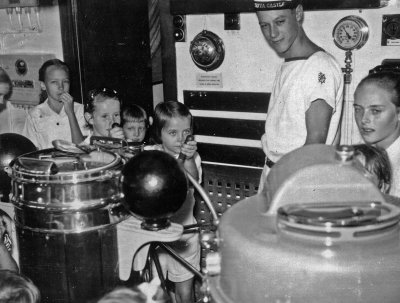 1954 - 1957 Kenya Castle - Kid's tour of the bridge - 2.jpg