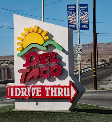 Del Taco Sign