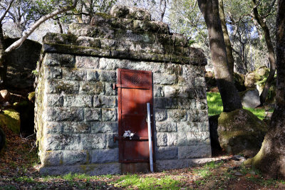 Sonoma Cemetery Mecartney rusted door