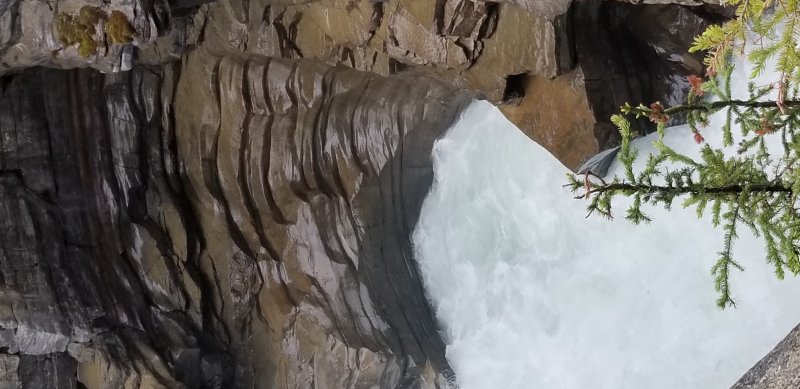 Athabasca Falls whirlpool.jpg