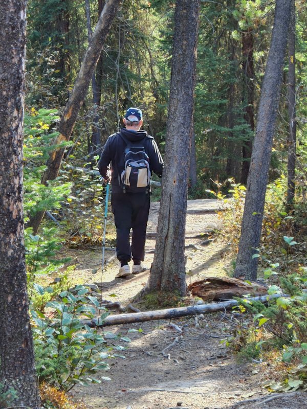 Jasper Tim hiking