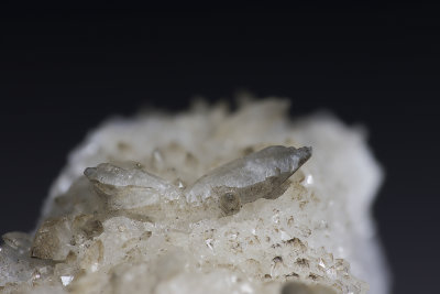 Calcite Twin on Quartz