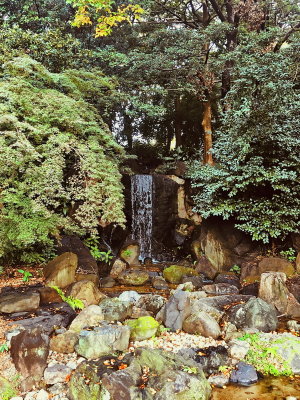 Keitakuen Garden 慶沢園