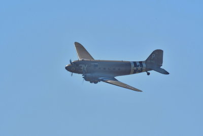 Douglas C-47 Drag Em Oot