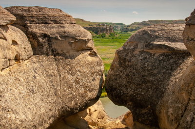 Kissing Rocks 2