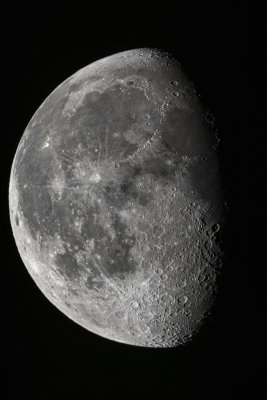 Waning Gibbous Moon 02-April-2021