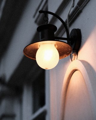 Pub lamp, January 2021