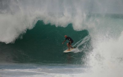 Cyclone Oma Surf - Big Friday