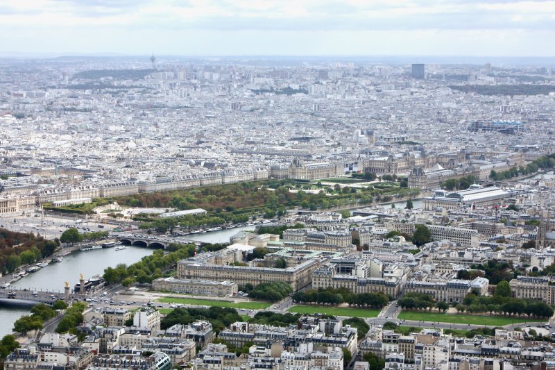 Eiffel Tower - 15 of 29.jpeg