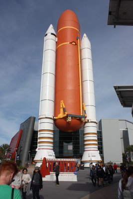 Kennedy_space_center_2019_1.jpeg