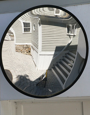 Entrance mirror.