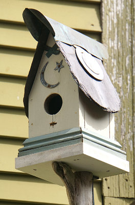 Birdhouse.
