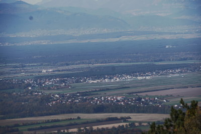 Blick auf den Golfplatz Linsberg - Fhrenhof und Haderswrth