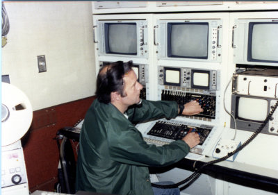 Bob shading cameras for the Oakland A's 1970.jpg