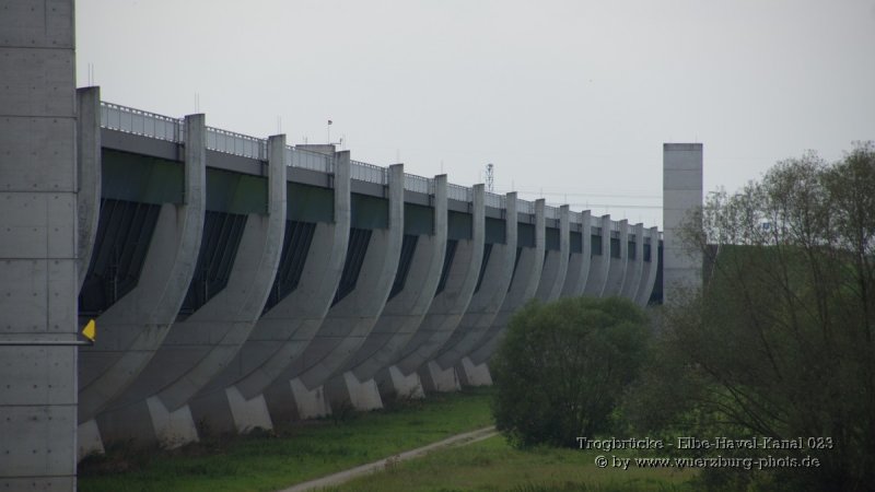 Trogbrcke bei Magdeburg, Sachsen, Germany