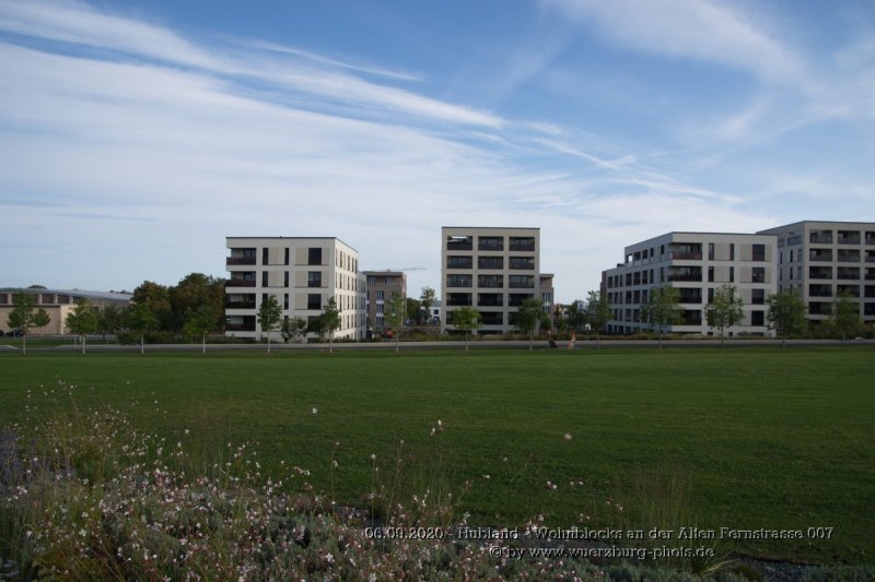 06.09.2020 - Hubland - Wohnblocks an der Alten Fernstrasse 007.jpg