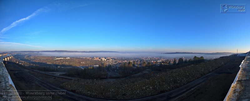 21.02.2021 - Wuerzburg unter Nebel.jpg