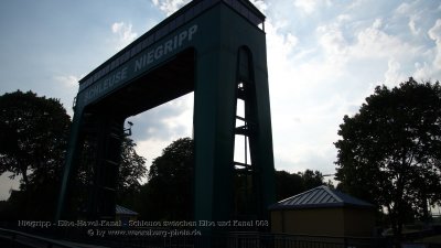 g12/03/7303/3/171304015.FWs7vJ7H.jpg